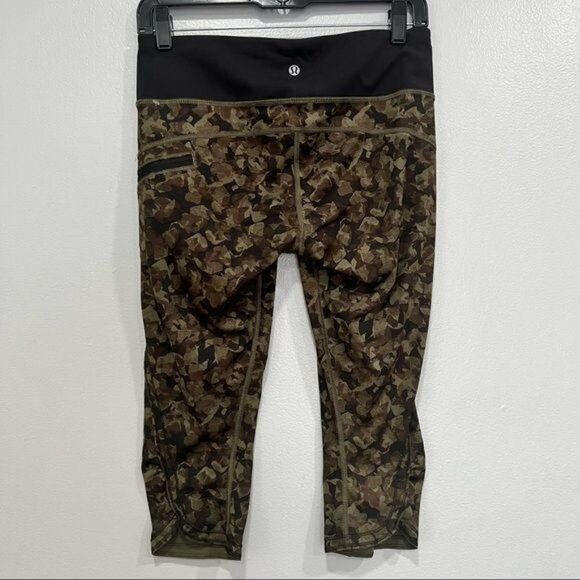 Lululemon athletica women crop leggins size 6 - Picture 3 of 7
